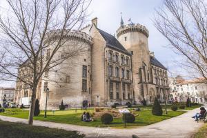 Appartements Les toits d-Angouleme : photos des chambres
