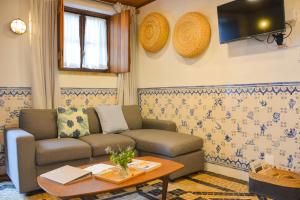 Casa Azul - 2min walk to the Beach, in the Historical Center of Sesimbra