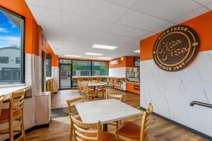 Days Inn by Wyndham Terrace