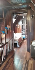 Cabana Alemã Rustica com pátio