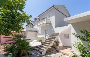 Pet Friendly Apartment In Kampor