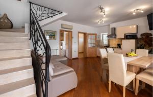 Pet Friendly Apartment In Kampor