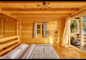 abigail get away home