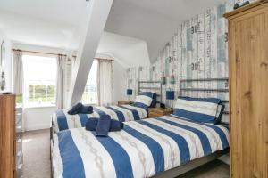 The Penthouse at Beach Court