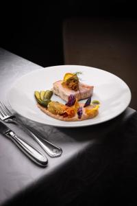Hotels Logis Hotel-Restaurant Les Voyageurs : photos des chambres