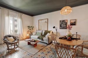 Gili - 2 bedrooms and terrace in Eixample Dreta