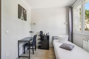 B&B / Chambres d'hotes Roissy Chambres : photos des chambres