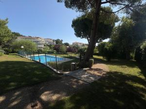 Appartements 3 pieces Antibes, clim, vue mer, piscine et parc : photos des chambres