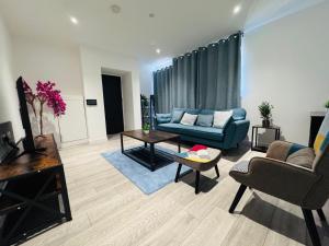 Ash Residence - Lovely 2 spacious bedrooms city centre flat with private parking