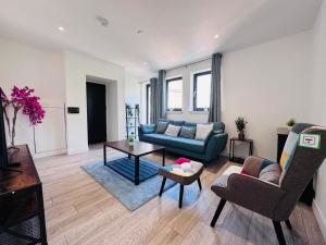 Ash Residence - Lovely 2 spacious bedrooms city centre flat with private parking