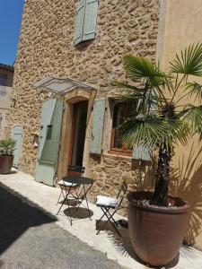 Trés jolie bastidon de village