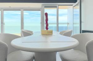 JAMES 15 - groovy design apartment with Knokke le Zoute sea view