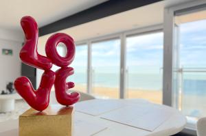 JAMES 16 - groovy design apartment with Knokke le Zoute sea view
