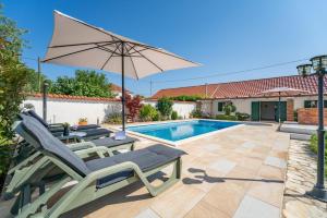 Haus Zdravko in Prkos - Haus für 4 Personen