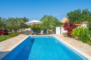 Haus Zdravko in Prkos - Haus für 4 Personen