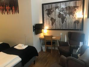 Double or Twin Room room in Port Hotel