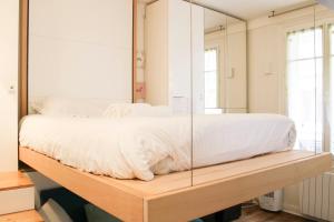 Appartements Charming bright studio in Clichy : photos des chambres