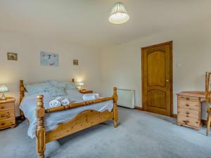 3 bed property in Bude SHEPH