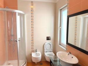 Sea View and Mountain View Penthouse - Shengjin