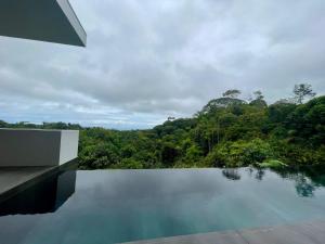 NEW! Modern-Luxury-3 suites-pool-Ojochal-100MBPS