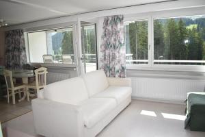 Chesa Gravas 2005 Co