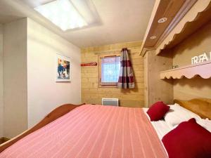 Chalet Adele - Appartement 4 personnes situé en bord de piste St Martin de Belleville MAE-5684