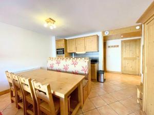 Chalet Adele - Pied de piste, appartement spacieux et confortable pour 6 MAE-4564