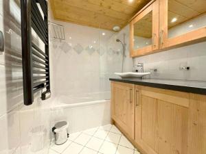 Chalet Adele - Pied de piste, appartement spacieux et confortable pour 6 MAE-4564