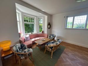 Spacious Falsterbo Villa - Garden, BBQ, Bikes