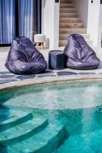 Wooden Charm 1BR Apartment with Pool at Balangan