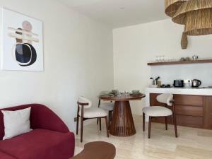 Cozy 1BR Wood Furnished Apt in Nelayan Reef