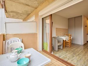Appartements T1 bis avec WiFi, terrasse, proche Thermes - FR-1-841-59 : photos des chambres
