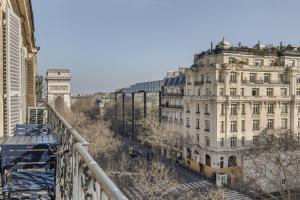 The Parisian Beauty - Ultra Luxury