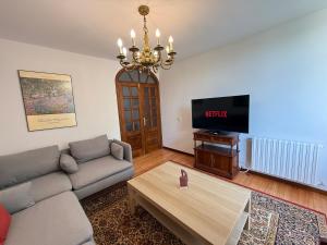 Casa Carlés by URent