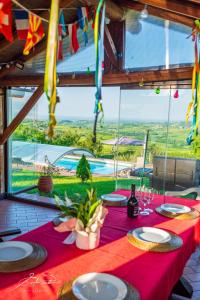 CASA VACANZA CON PISCINA,AREA GIOCHI BAMBINI.