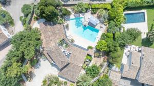 JAMES FCD42 - charming arty villa with pool between Gassin and Saint Tropez