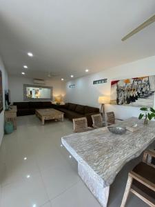 Luxury 3 BR Elegant intertior Perfect for group