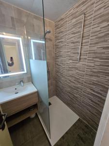 Matisse 12 - F2 Rez de Jardin Villa Francia