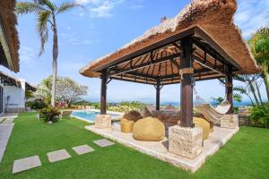 Oceanview 3BR Villa with Private Pool & Serenity