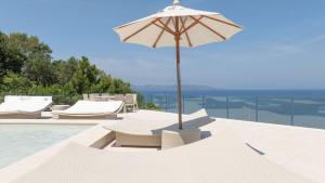JAMES FCD75 - super exclusive seafront luxury villa in les Parcs de Saint Tropez