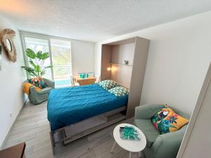 Studio 4pers La Grande Motte Ponant, Vue exceptionnelle lac, double terrasse, Parking, base nautique, golf & plage à pied, draps & serviettes fournis - 2ème étage sans ascenceur