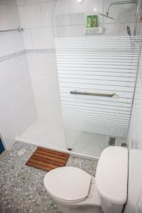 Salt Air & City Vibe Awaits! Just Minutes to Beach