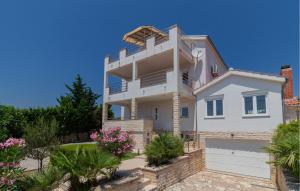 Apartment Maslenica 