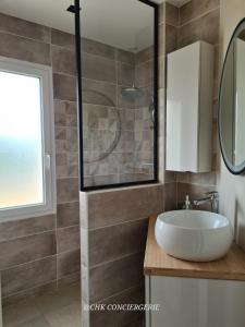 Maisons de vacances Chez Caco maison lumineuse avec jardin proche du Puy duFou : photos des chambres