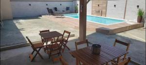 Casa com Piscina Maresias 750 metros da praia