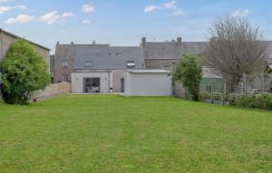 Amazing Home In Creances With Wifi