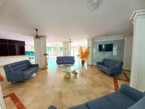 APARTAMENTO RODADERO MAR In