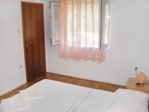 Apartments by the sea Klenovica, Novi Vinodolski - 5581