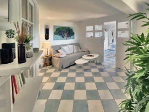 Apartment with private garden and sea view - Ideal for 3 to 7 people