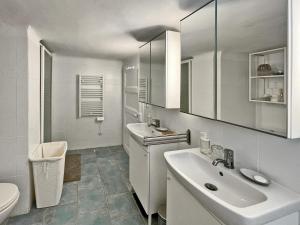Appartements Apartment 5 to 7 people and exterior with sea view! : photos des chambres